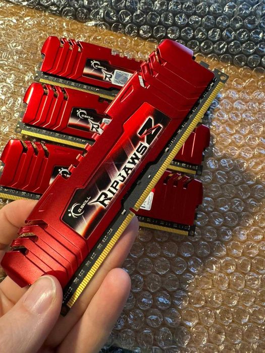 Pamięć RAM DDR3 G.Skill RipjawsZ 32 GB 1600 MHz 10 CL