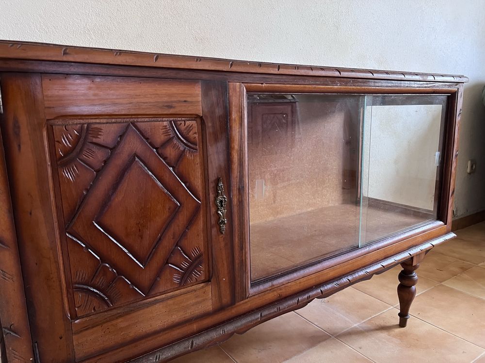 Movel Antigo, Aparador negociavel