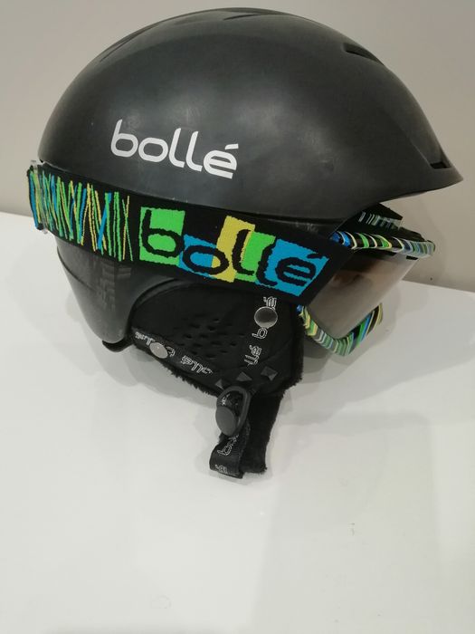 Kask i okulary narciarskie