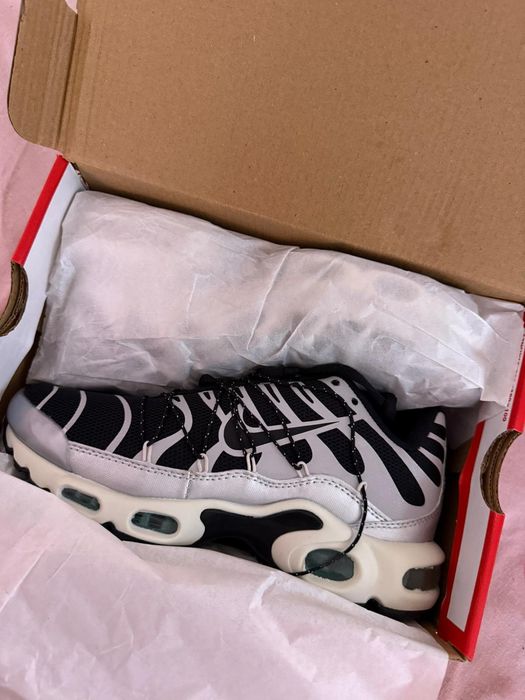 Nike TN Novo na caixa