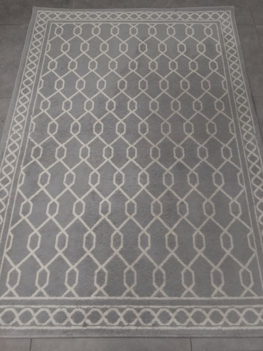 Sprzedam dywanik 190x134 cm