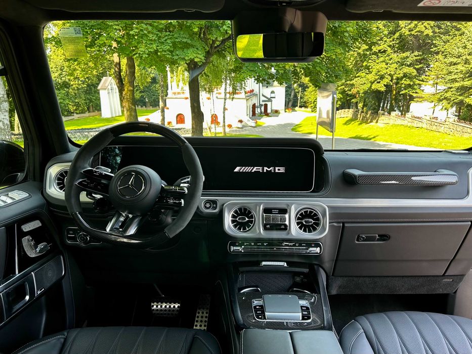 Luksusowe auto na ślub z kierowcą Mercedes AMG G63 BRABUS 700