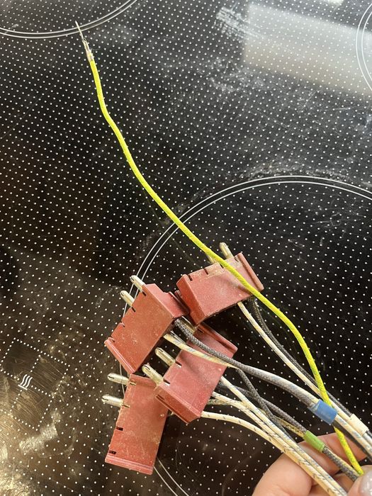 Вбудована духова шафа Siemens + варильна поверхня Siemens