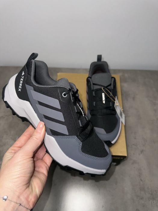 Взуття Adidas Terrex