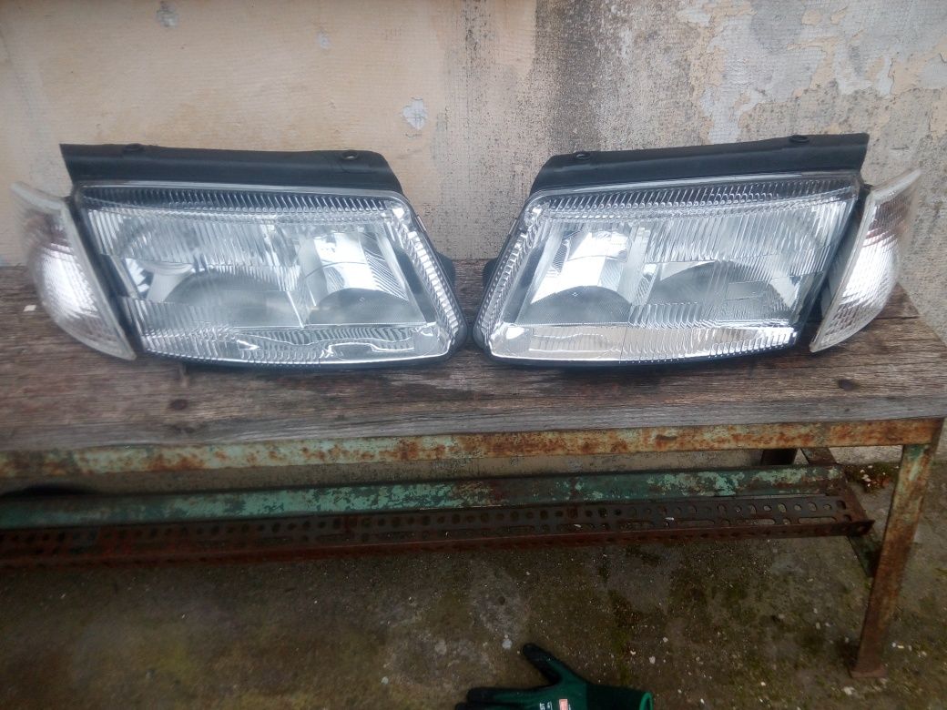 Lampy przód prawa lewa kierunek  VW passat B5