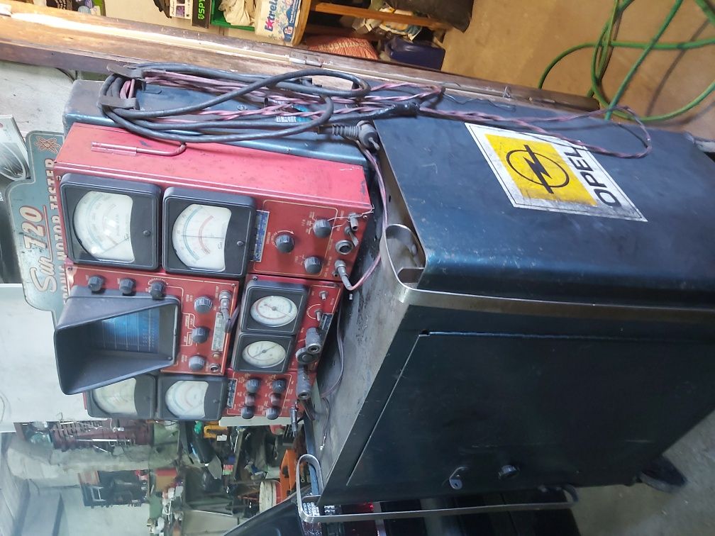 Máquina eletrónica de teste automóveis