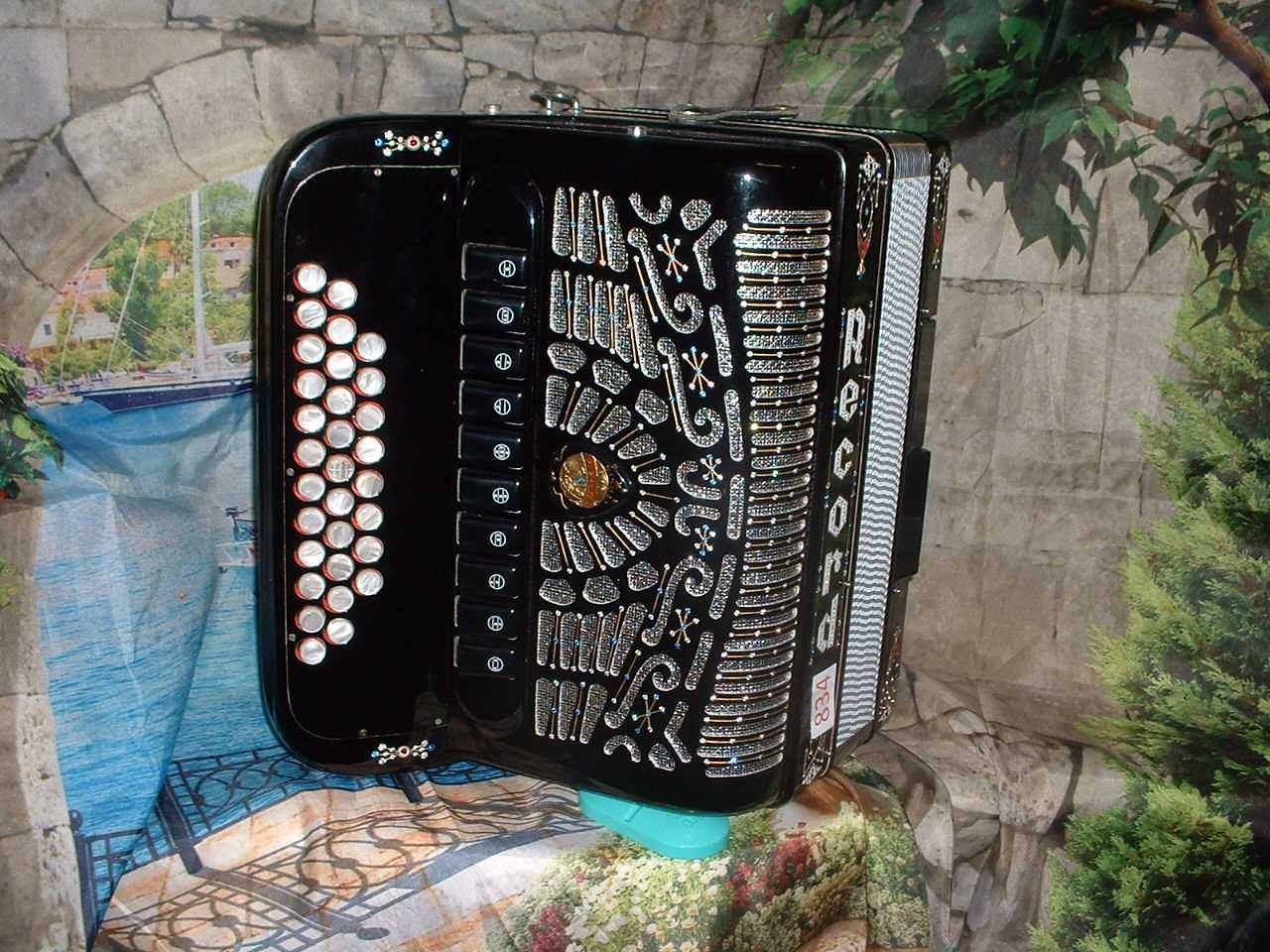 Concertina Avenda R, .834