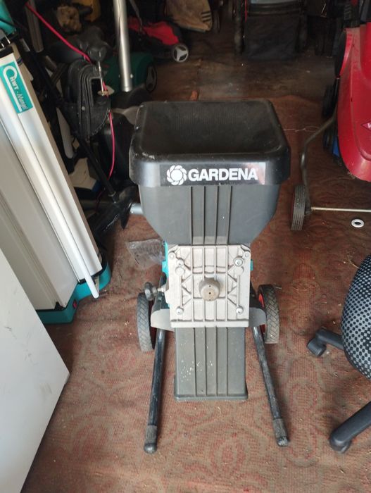 Rozdrabniacz do gałęzi Gardena frez