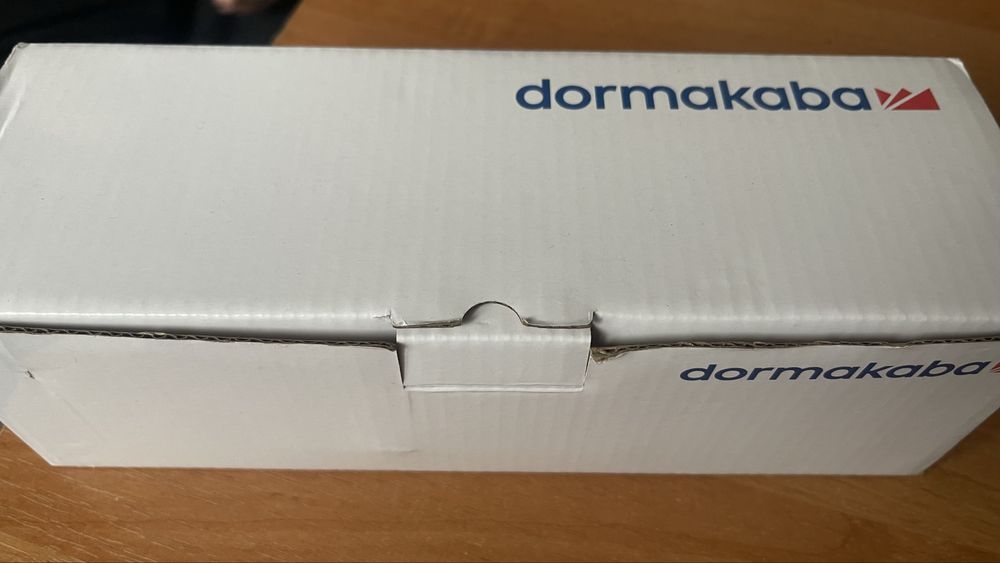 Доводчик дверей Dormakaba TS77 white з важільною передачею