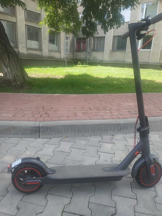 Електросамокат привезений з Європи.