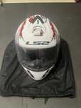 Capacete de mota para crianca praticamente novo
