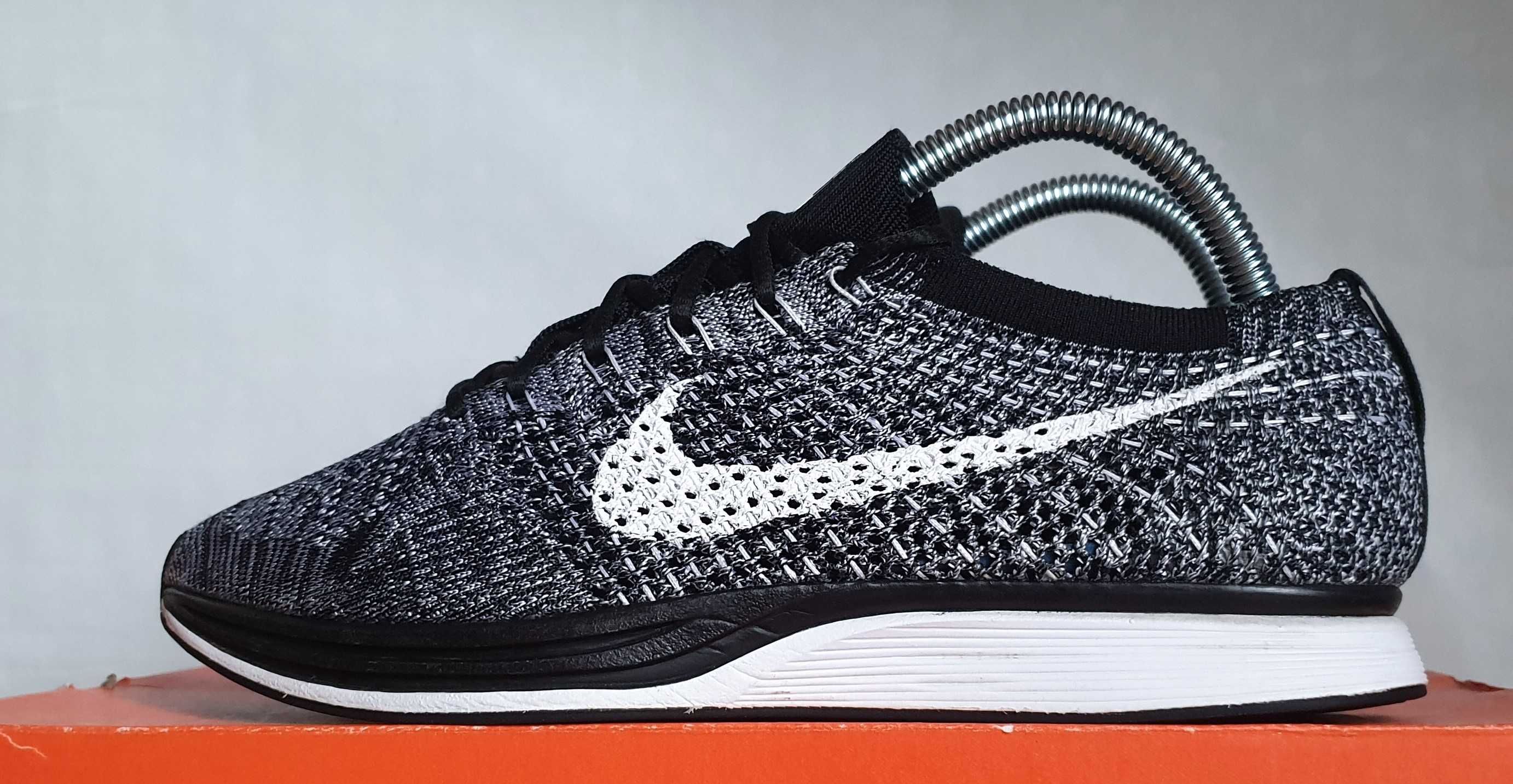 Nike Flyknit Racer Oreo 2.0 2016 8US/41EUR