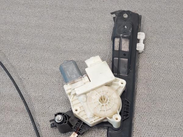 Elevador vidros frente direito PEUGEOT 308 SW II