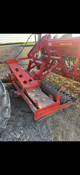 Sprzedam zestaw uprawowo siewny 2,5m