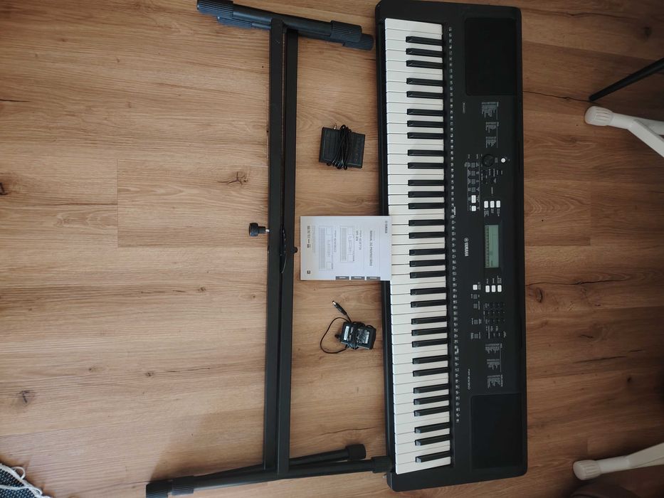 Yamaha PSR Ew310