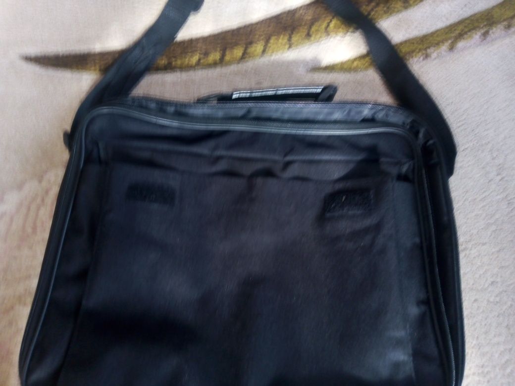 Torba na laptopa