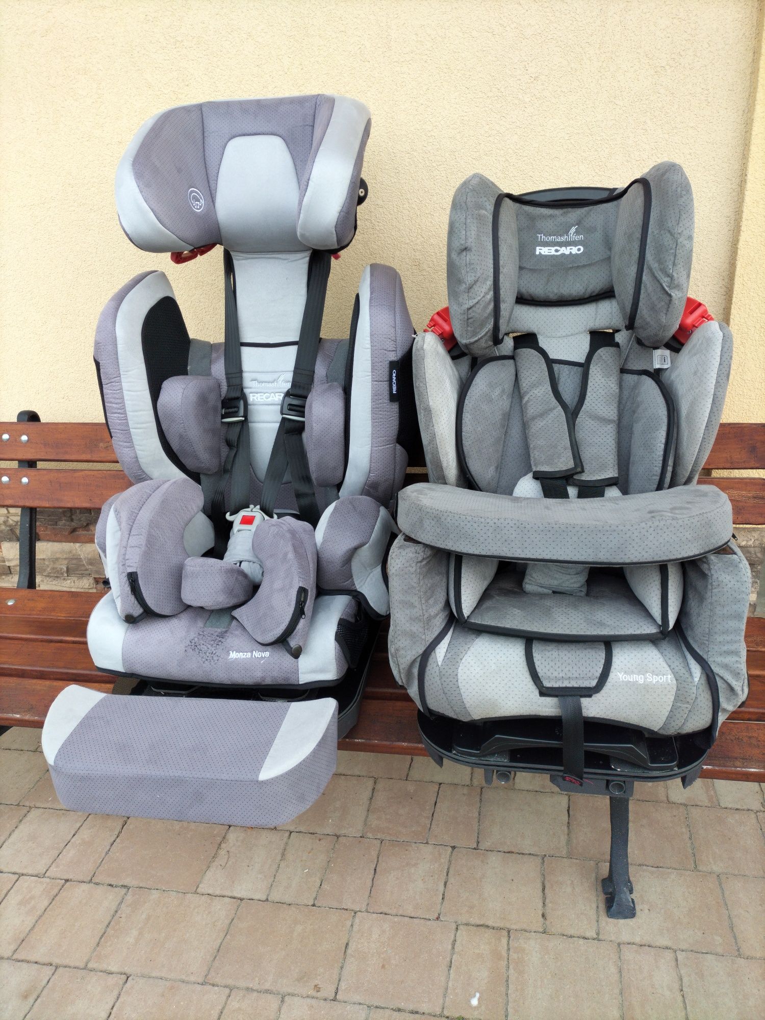 2 sztuki fotelik..Recaro Monza Nova 2 i Recaro Sport Reha ,baza ISOFIX