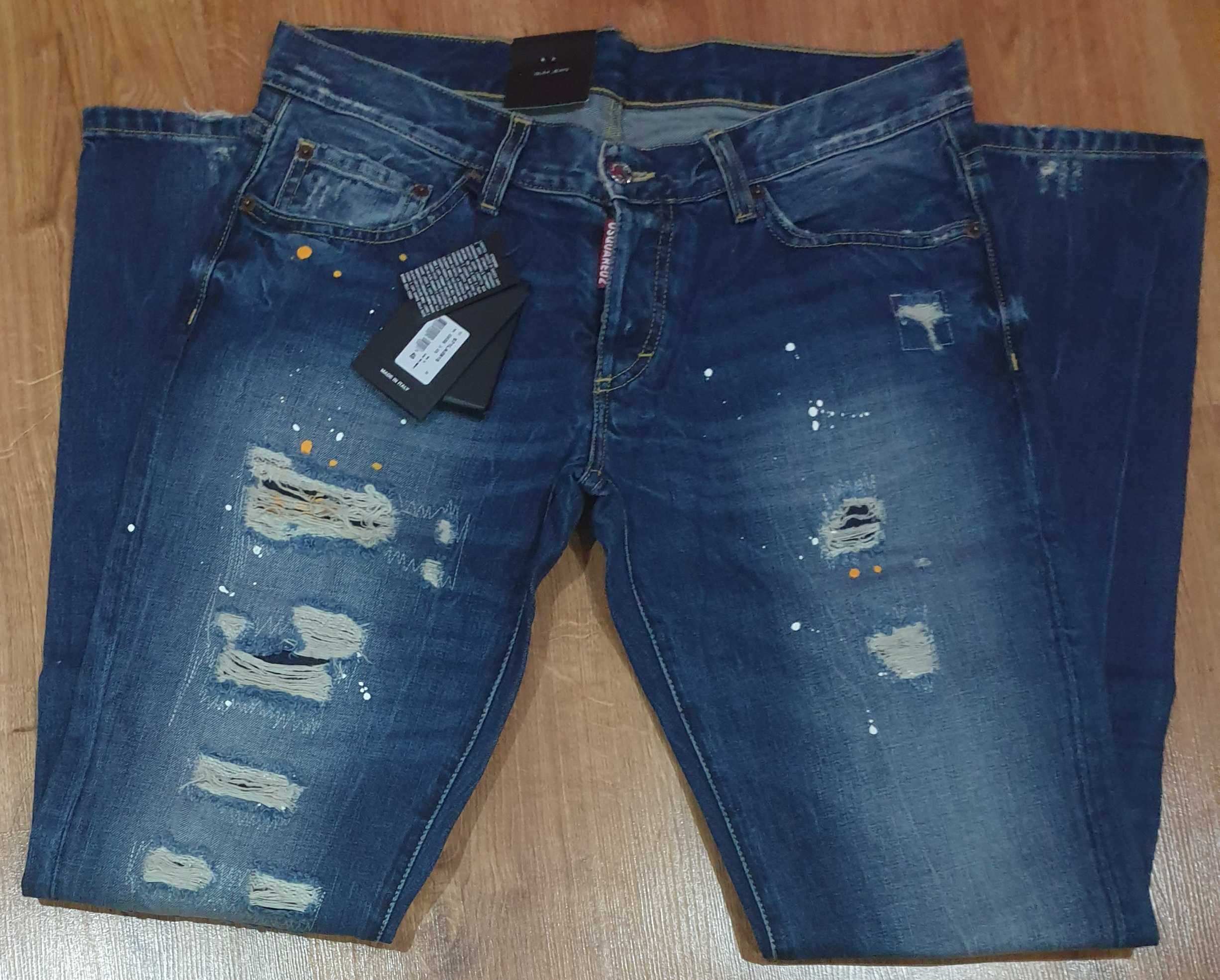 Pólos " ARMANI JEANS " Calças e Calções " DSQUARED2 " originais