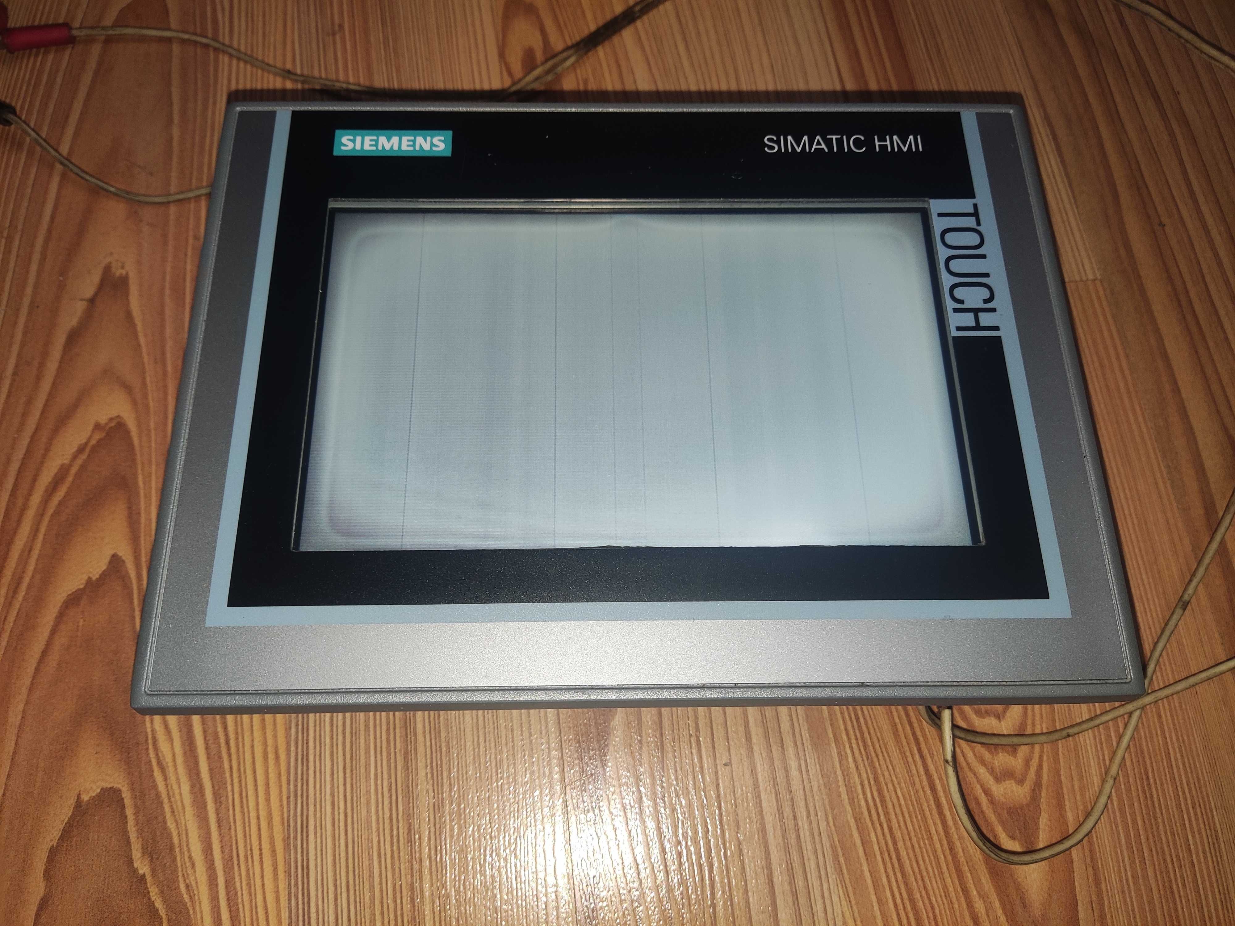 Panel operatorski Siemens Simatic 6AV2 124-0GC01-0AX0, TP700 Comfort
