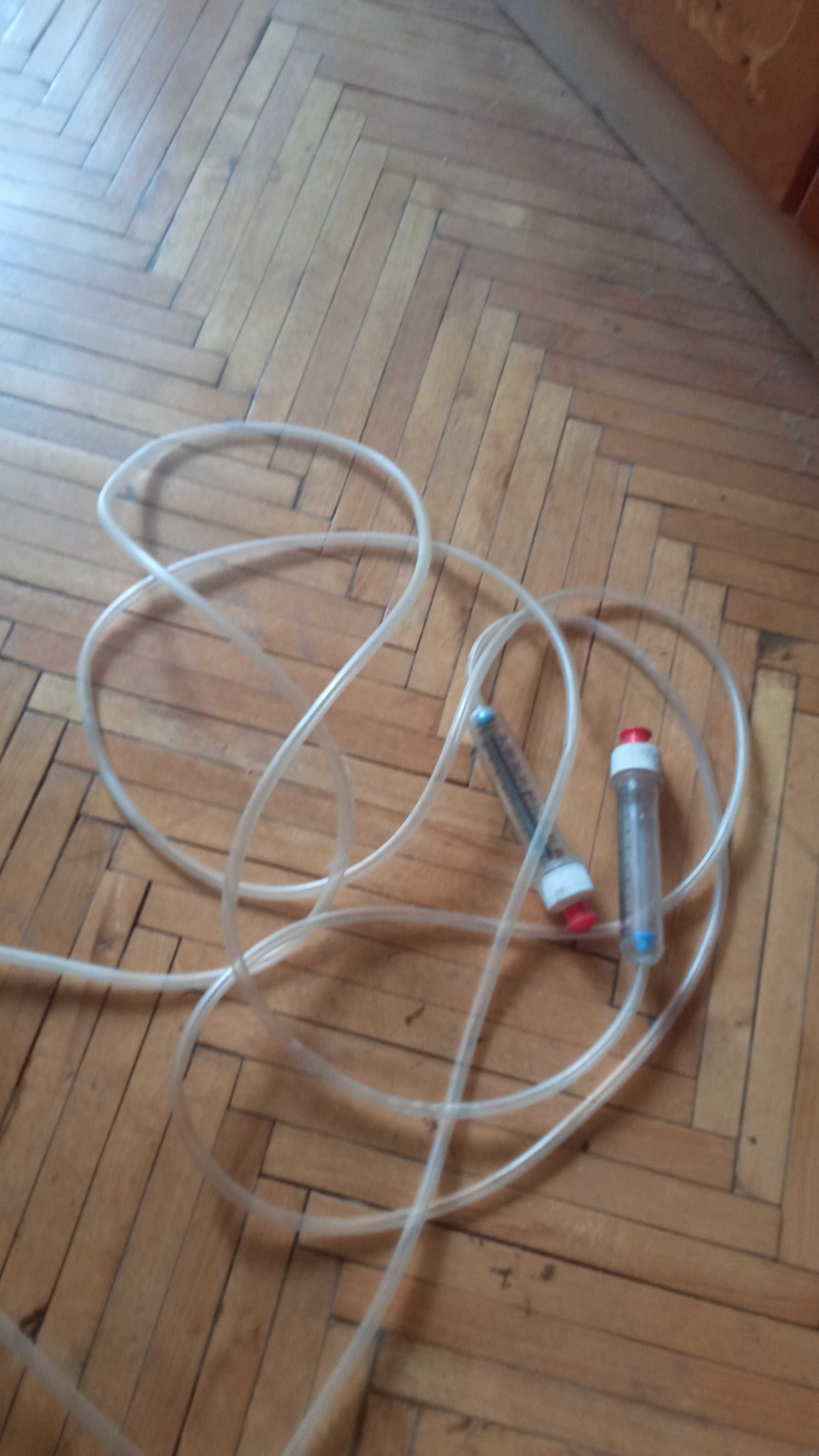 Розпродаж! Продаю склоріз, водяний рівень та інше...