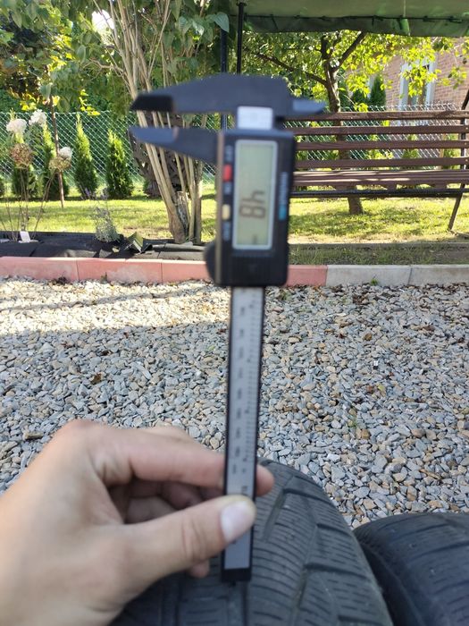 Opony zimowe Pirelli 225/45/18