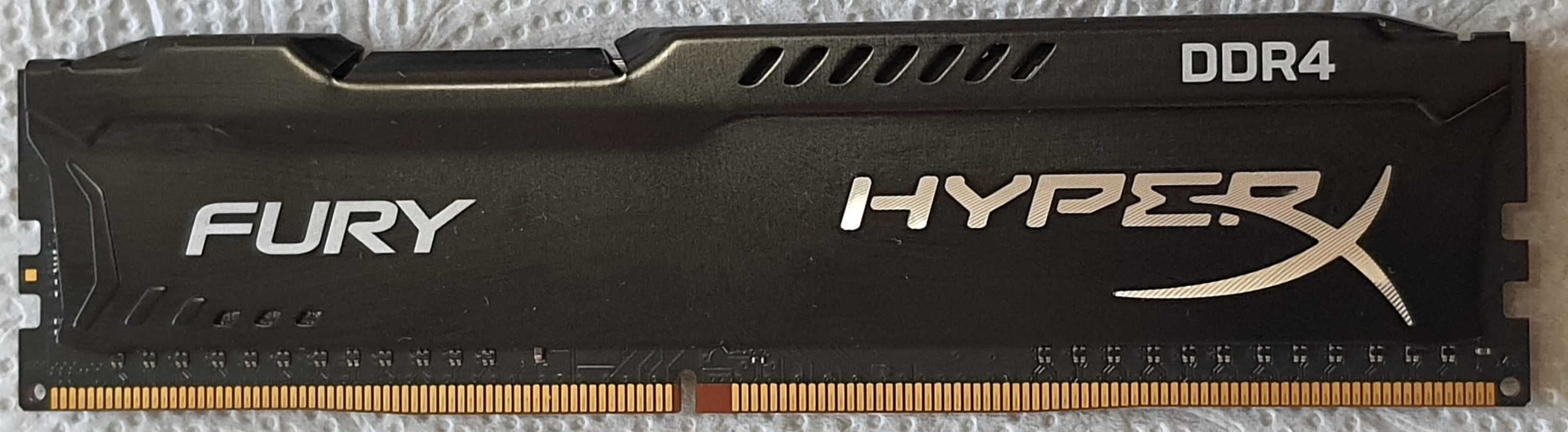 Pamięć RAM HyperX DDR4 8 GB, w super stanie! (2 szt.)