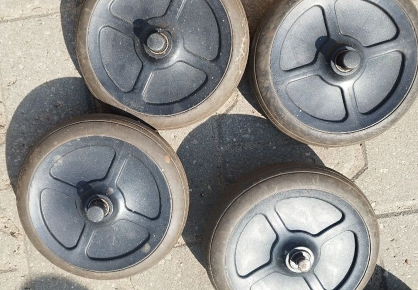 Koła, kółko,kółka do chodzika,balkonika  części