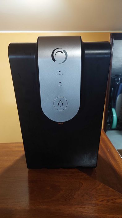 Dispensador de água LUMI