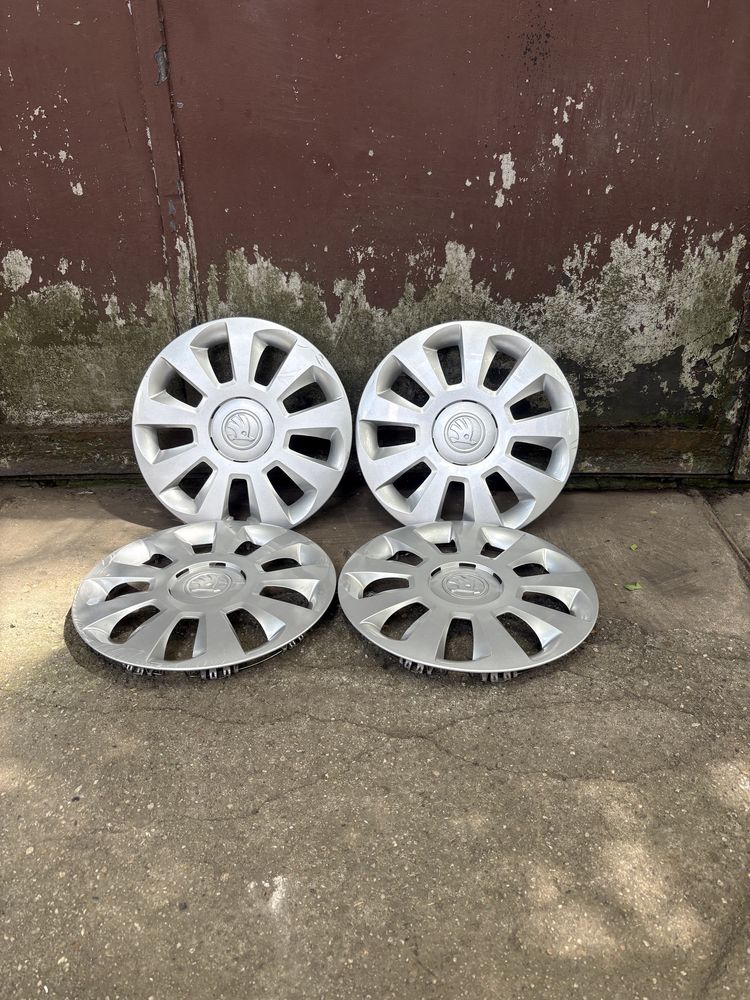 Witam sprzedam kołpaki skoda r14.