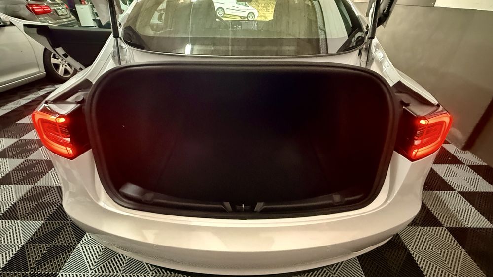 Tesla Model 3, Nacional 328cv de 2020 iva dedutivel