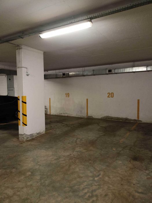 Miejsce postojowe w parkingu podziemnym Rzeszów Architektów 5