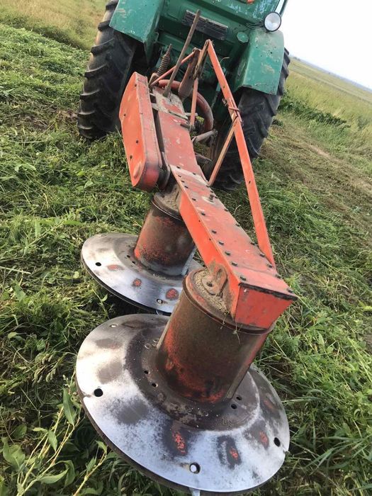 Продам косарку ротарну