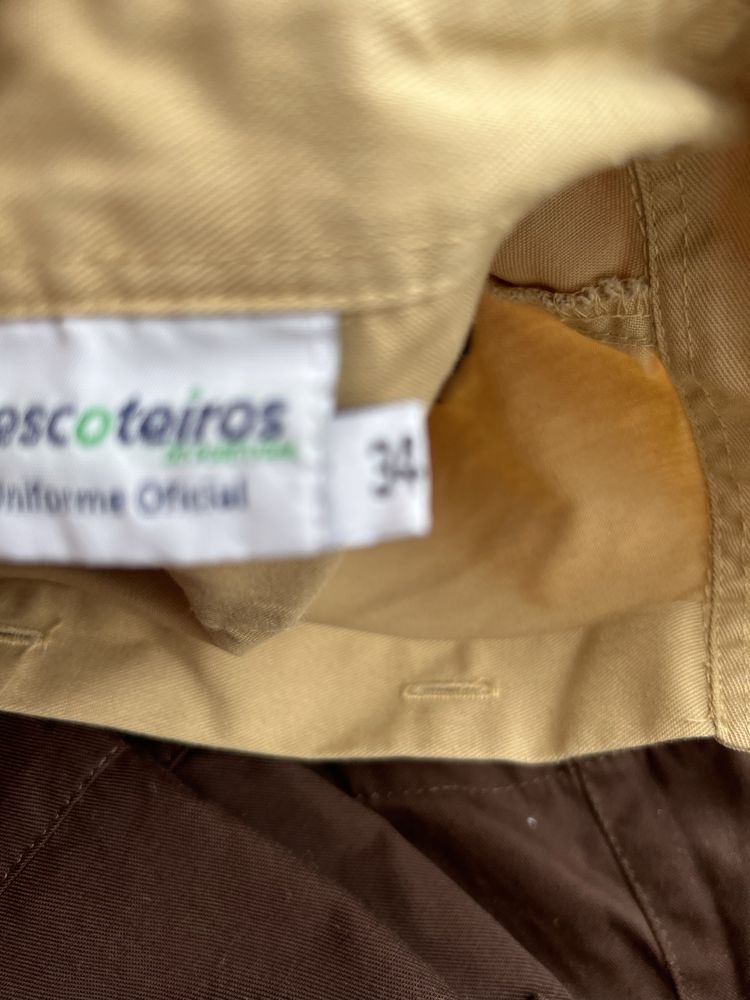 Farda   dos escuteiros tamanho Sem o chapeu