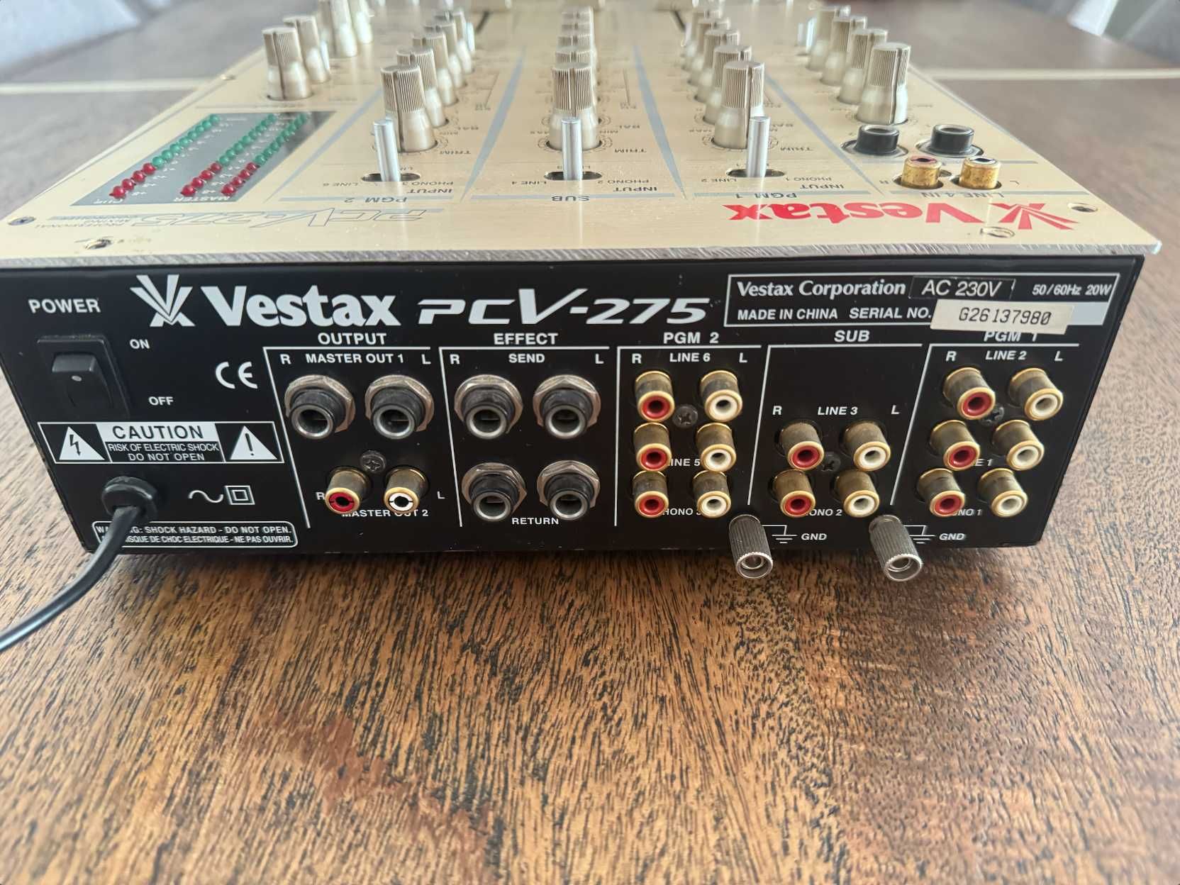 Mesa mistura Vestax PCV 275