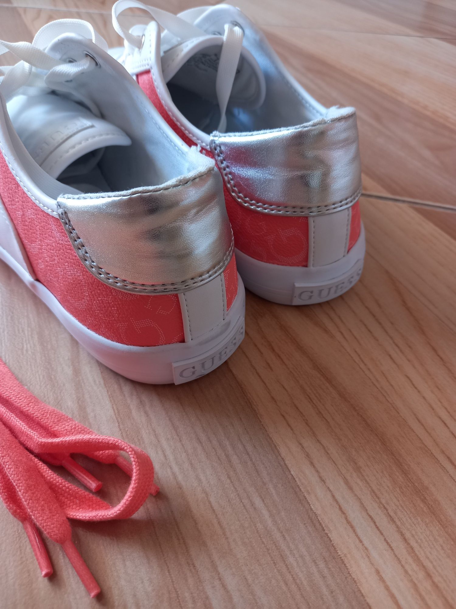 Кеди Guess 40 оригінал