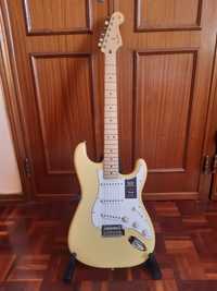 Guitarra Fender Player Series