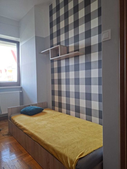 Pokój jednoosobowy ul. Pod Strzechą 4/ Metro KABATY/561