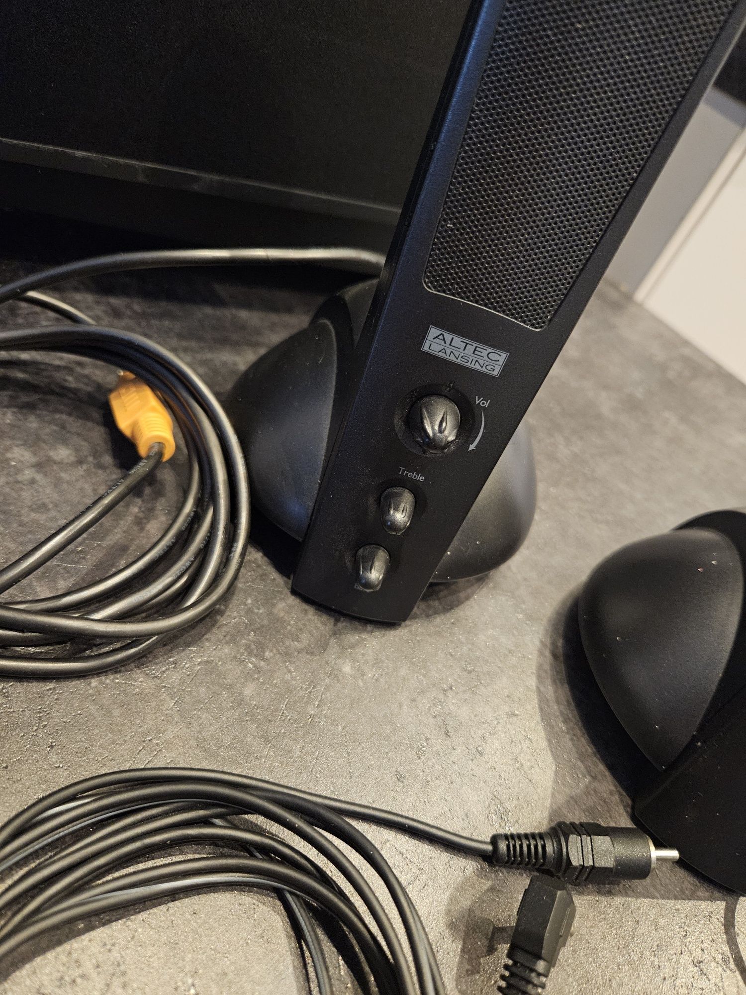 ALTEC LANSING ATP3 Zestaw głośników z subwooferem