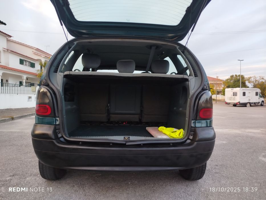 Renault Scenic 1399 gasolina