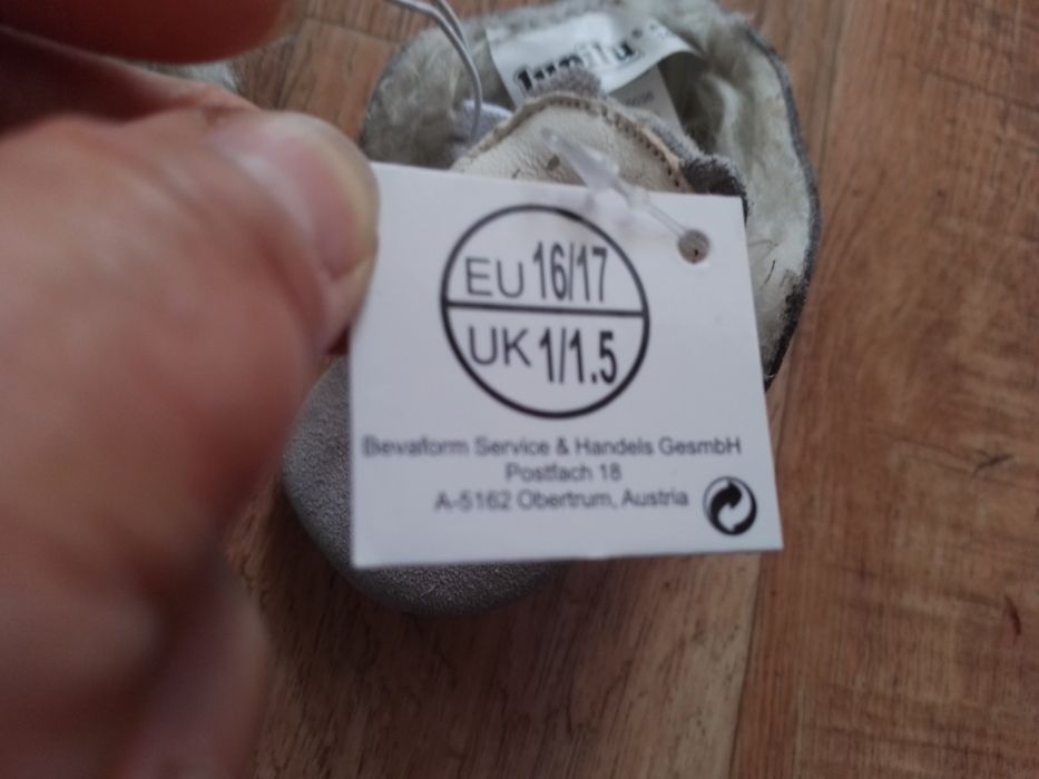 Пинетки 11.5 см (Австрия)натурал.мех и кожа новые