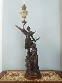 Przepiękna stara lampa naftowa z figurą 105cm Unikat