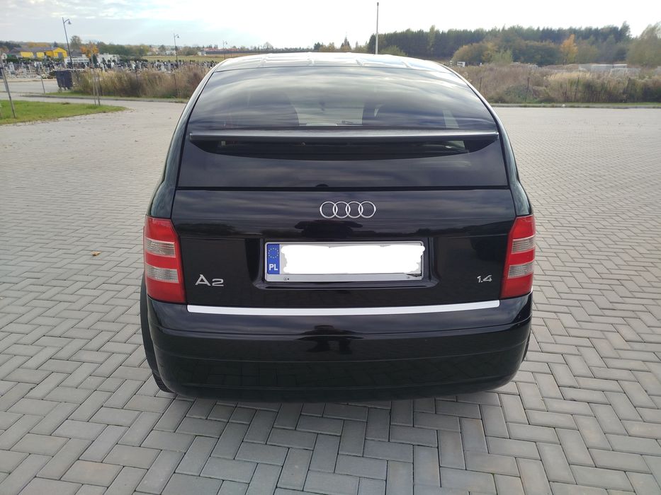 Czarne Audi a2 1.4 Benzyna Rok 2001 ZADBANY
