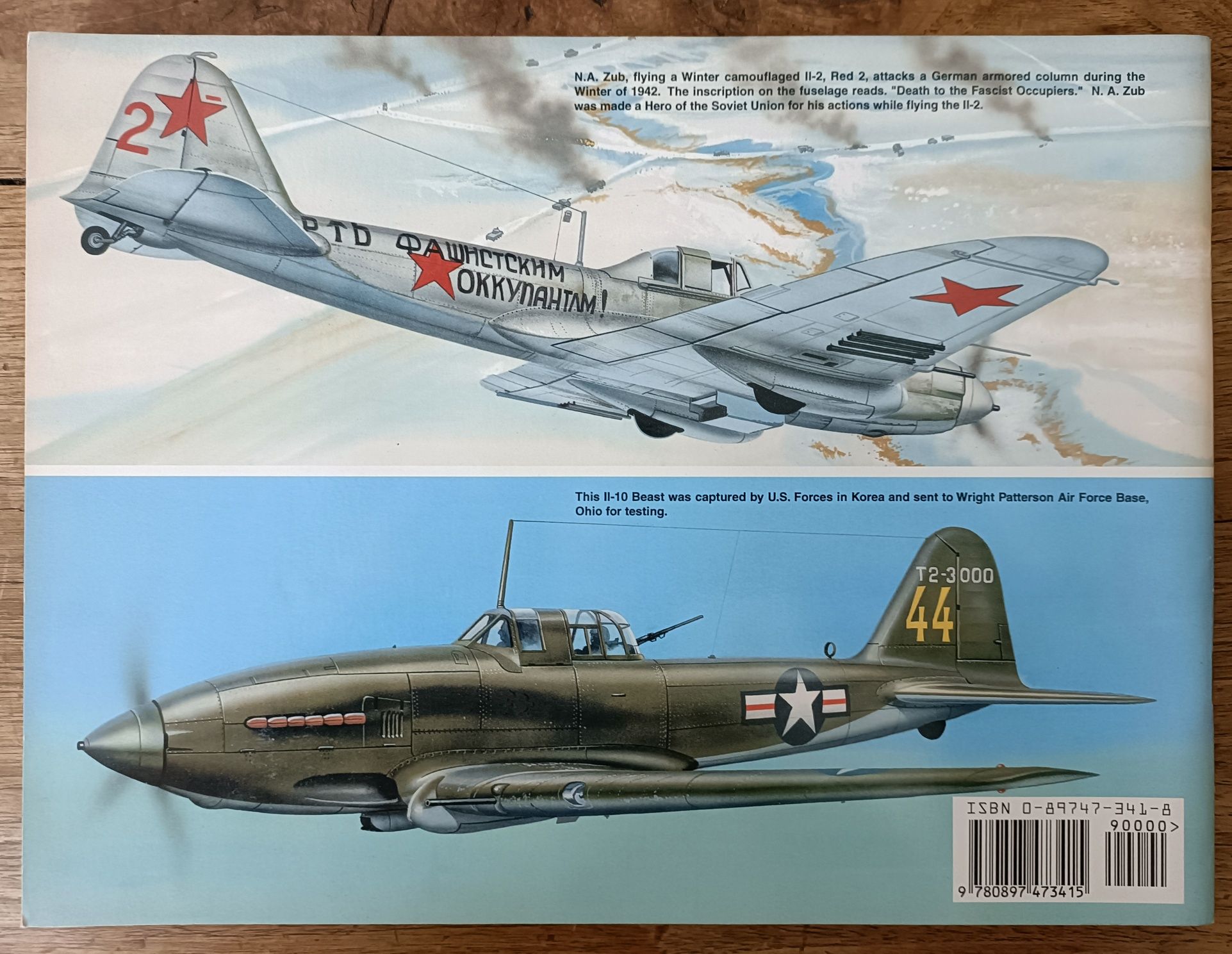 Livros sobre aviões (em inglês dos EUA). Arado, Ilyushin, Texan...