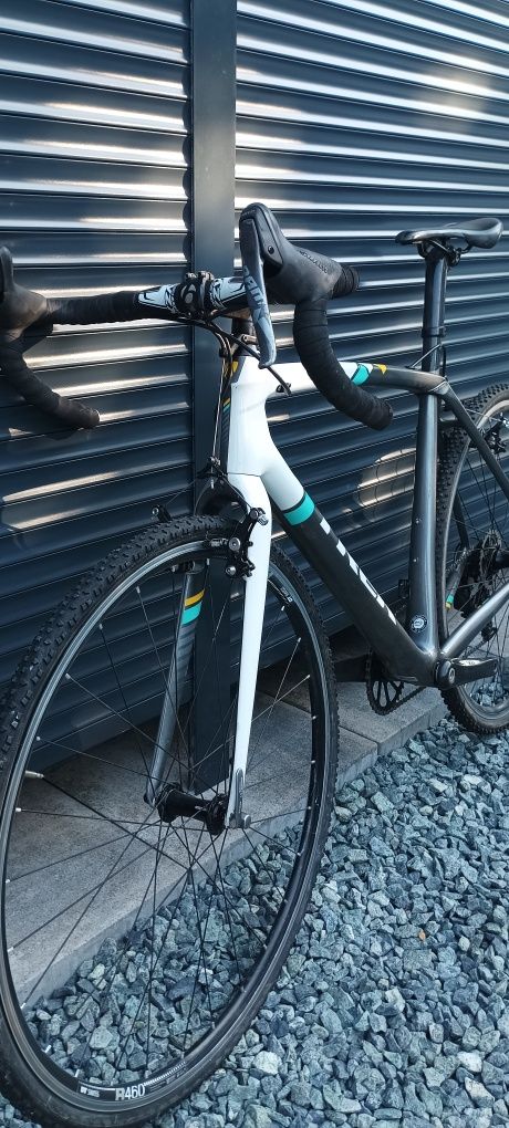 Trek Boone7 rozmiar M przełaj przełajowy