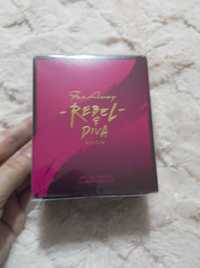 Nowa woda perfumowana FAR AWAY REBEL & DIVA 50ml Avon