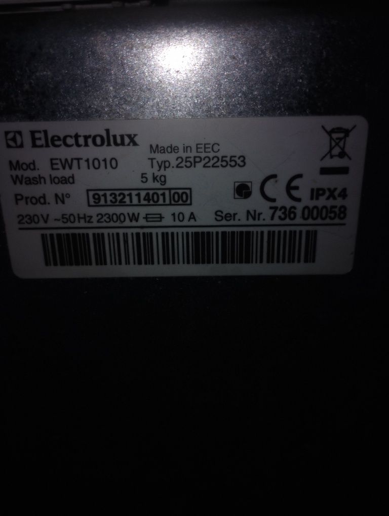 Пральна машина Електролюкс EWT 1010