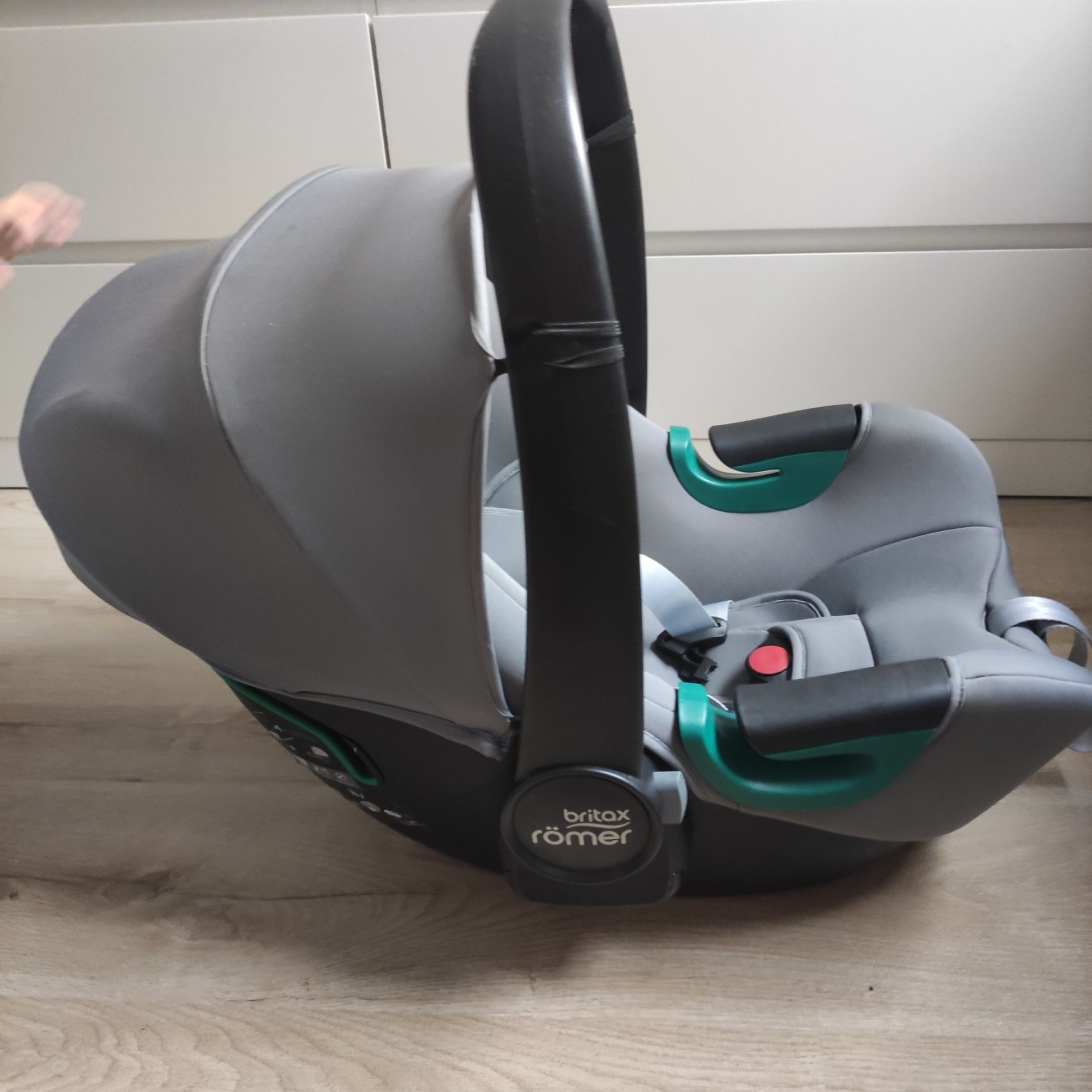 Fotelik samochodowy britax romer baby safe 3 i-size