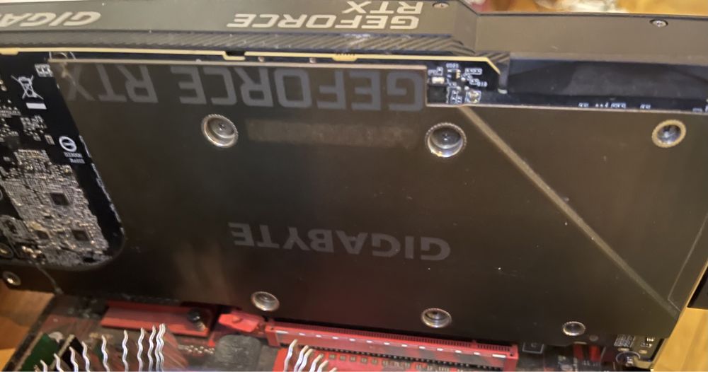 Продам видеокарту gigabyte rtx 3090