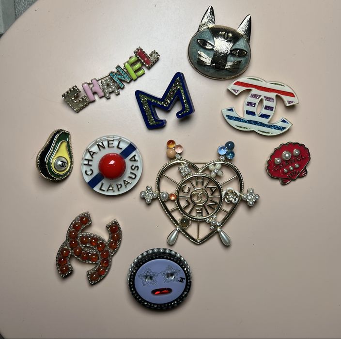 Брошки Chanel! На подарунок! В коробці!