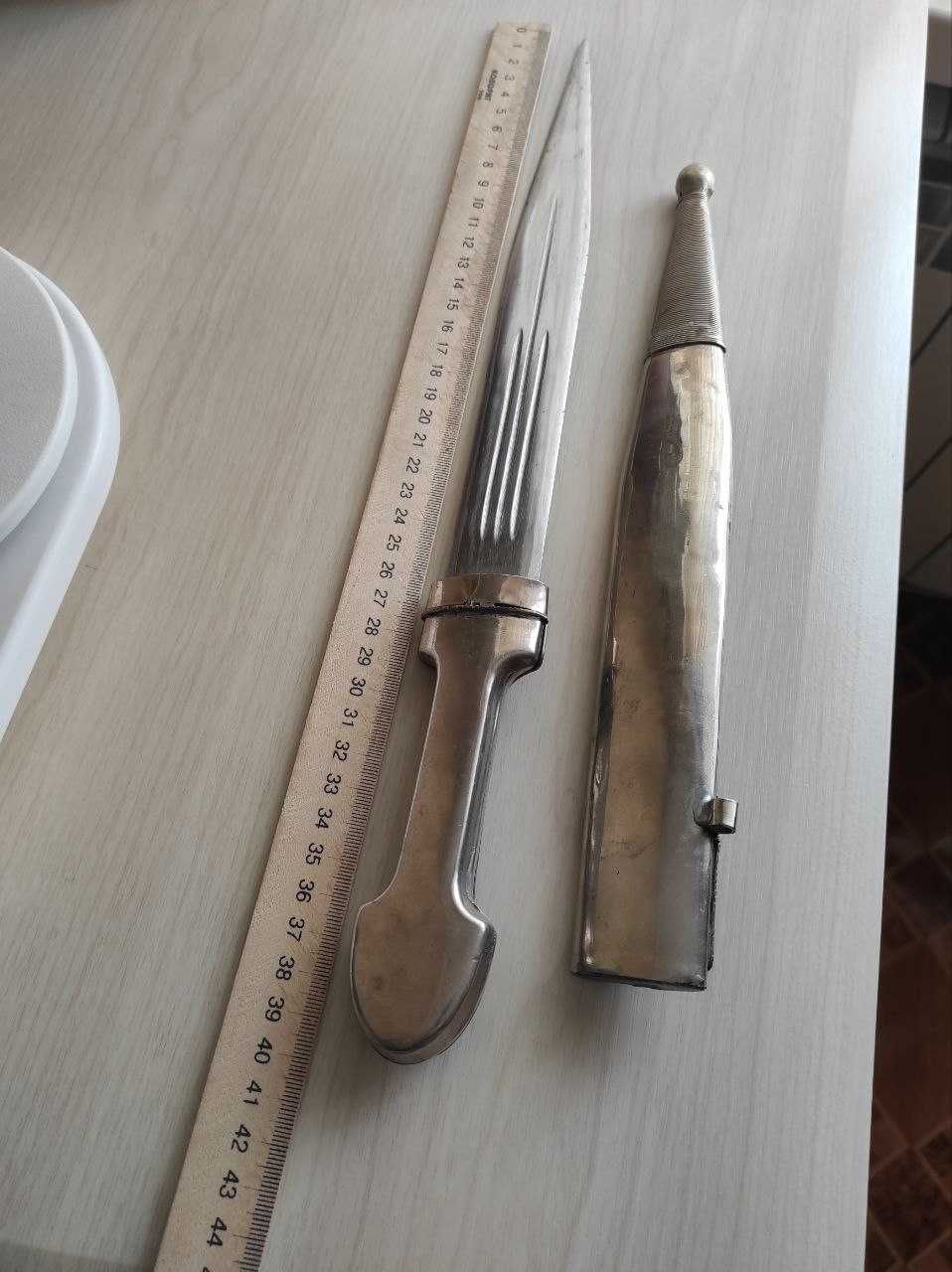 Кавказский кинжал сувенир